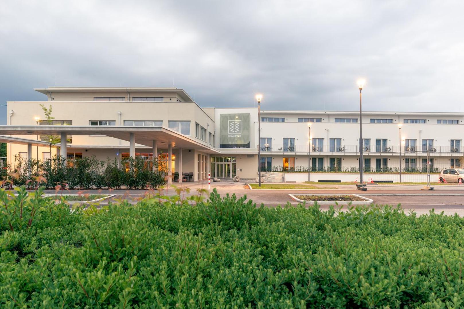 Hotel Novapart Stay Smart Wels Buitenkant foto