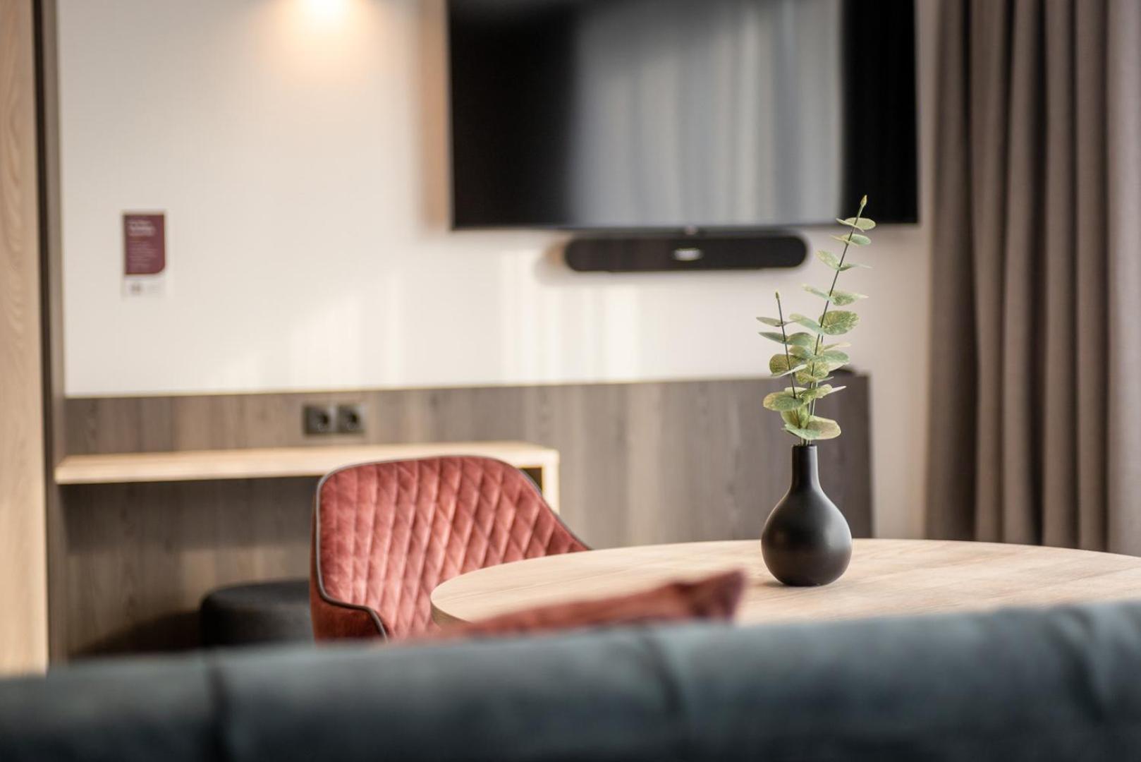Hotel Novapart Stay Smart Wels Buitenkant foto