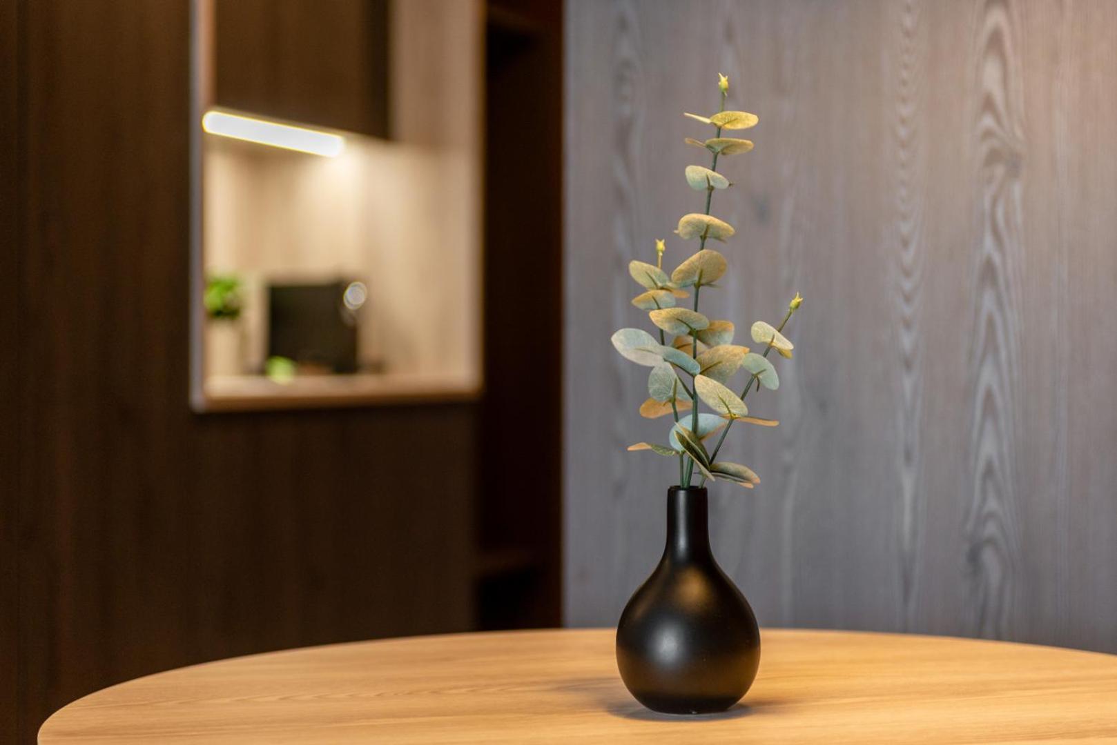 Hotel Novapart Stay Smart Wels Buitenkant foto